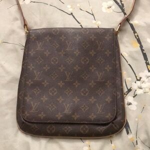 Louis Vuitton vintage monogram crossbody bag